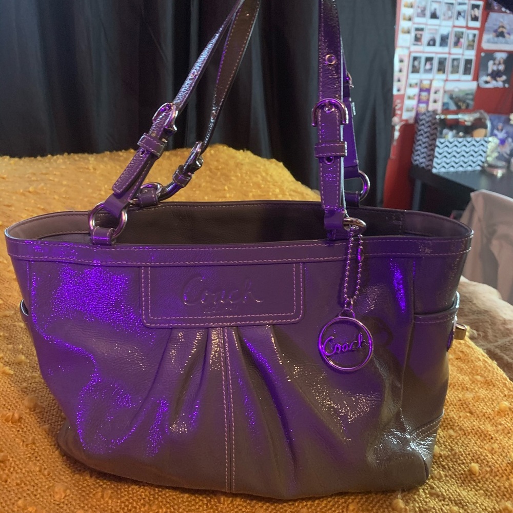 Beautiful Grey Coach Purse